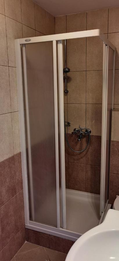Apartmani Neva Supetar Ngoại thất bức ảnh